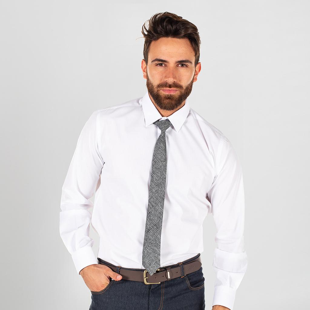 CORBATA CON NUDO DE PALA ESTRECHA